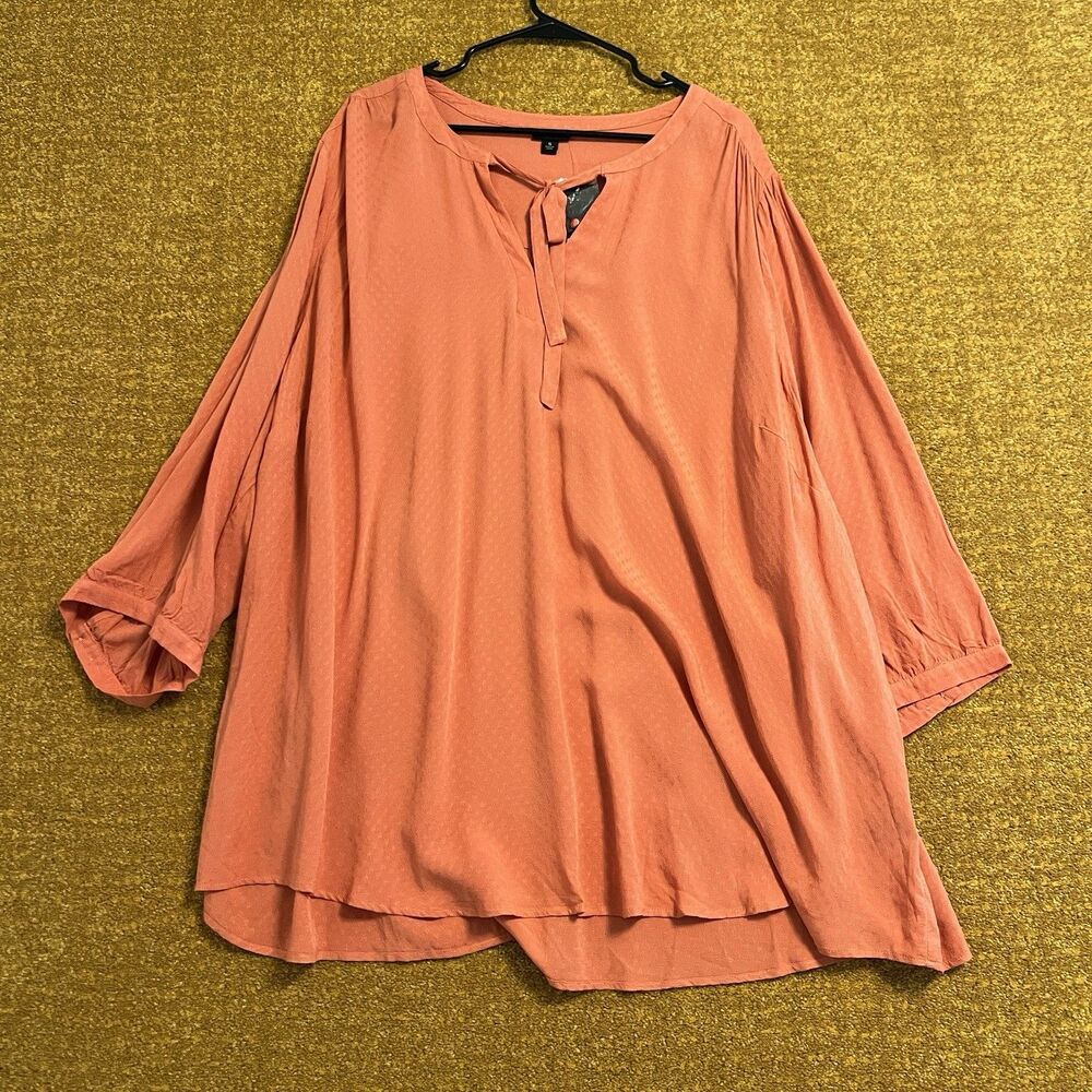 NWT Torrid Womens 5X Plus-Sized Apricot Tie-Front Shirt